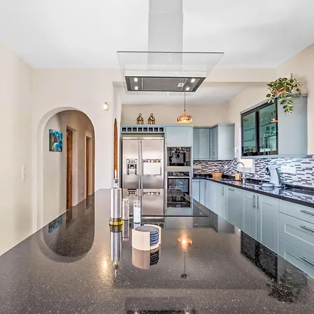 Palmeras By Interhome Vila